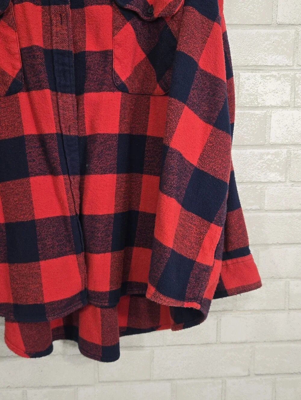 aerie have flannel print Shacket top - Picture 4 of 15